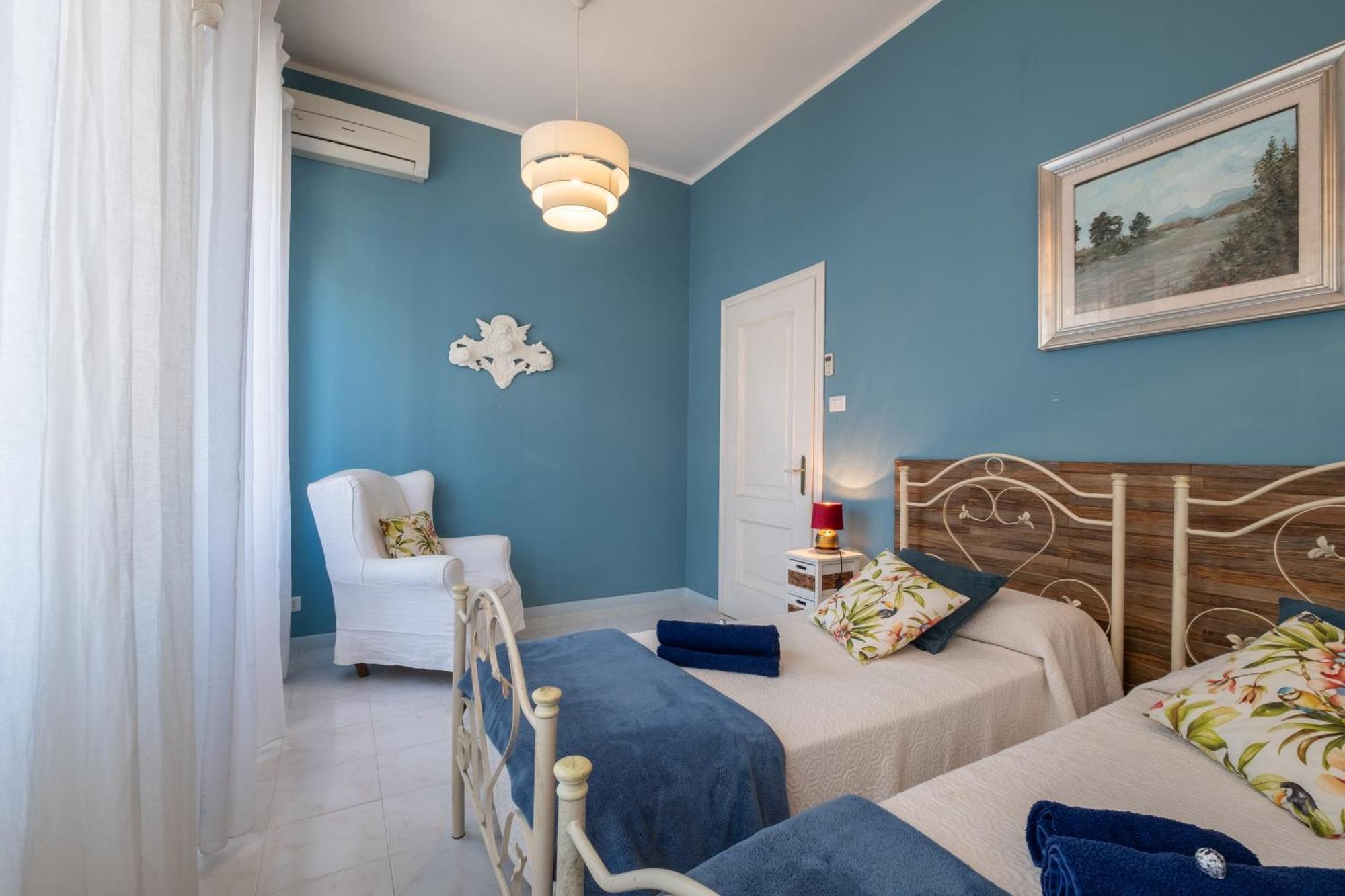Elegante Villa Lu' Centro Citta A 10 Minuti Dal Mare Cagliari Exterior photo